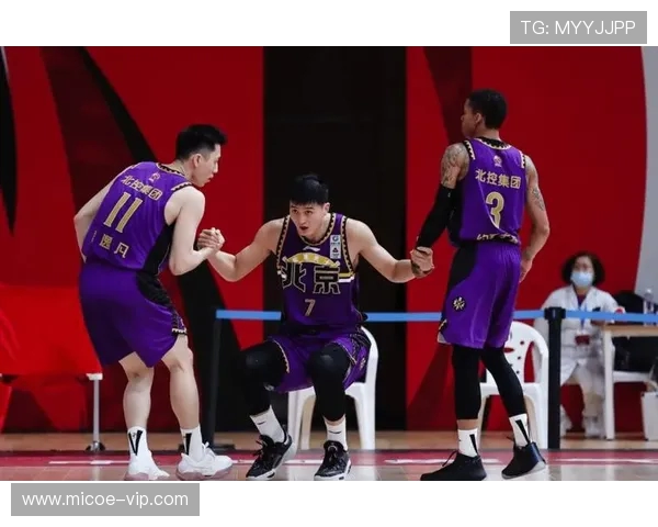 太阳队与银星队历史交锋记录分析与战绩对比