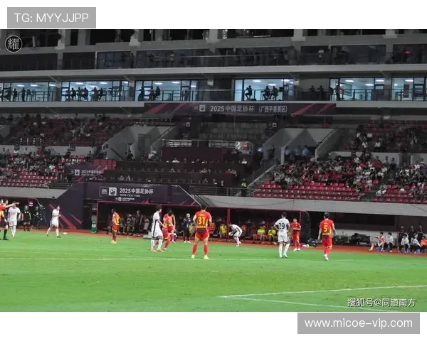 恒大与欧本对决结果揭晓球迷热议比赛精彩瞬间与未来展望 恒大与欧本对决结果揭晓球迷热议比赛精彩瞬间与未来展望