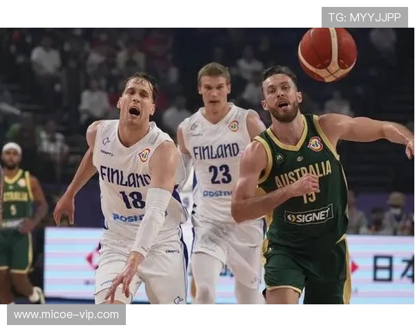 男篮对决新西兰与澳大利亚谁能在赛场上笑到最后