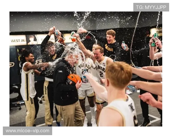 科曼执教生涯回顾：从球员到教练的辉煌历程与未来展望