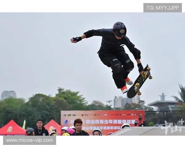 重庆滑板队状态解析与发展展望聚焦滑板文化的崛起与挑战 重庆滑板队状态解析与发展展望聚焦滑板文化的崛起与挑战